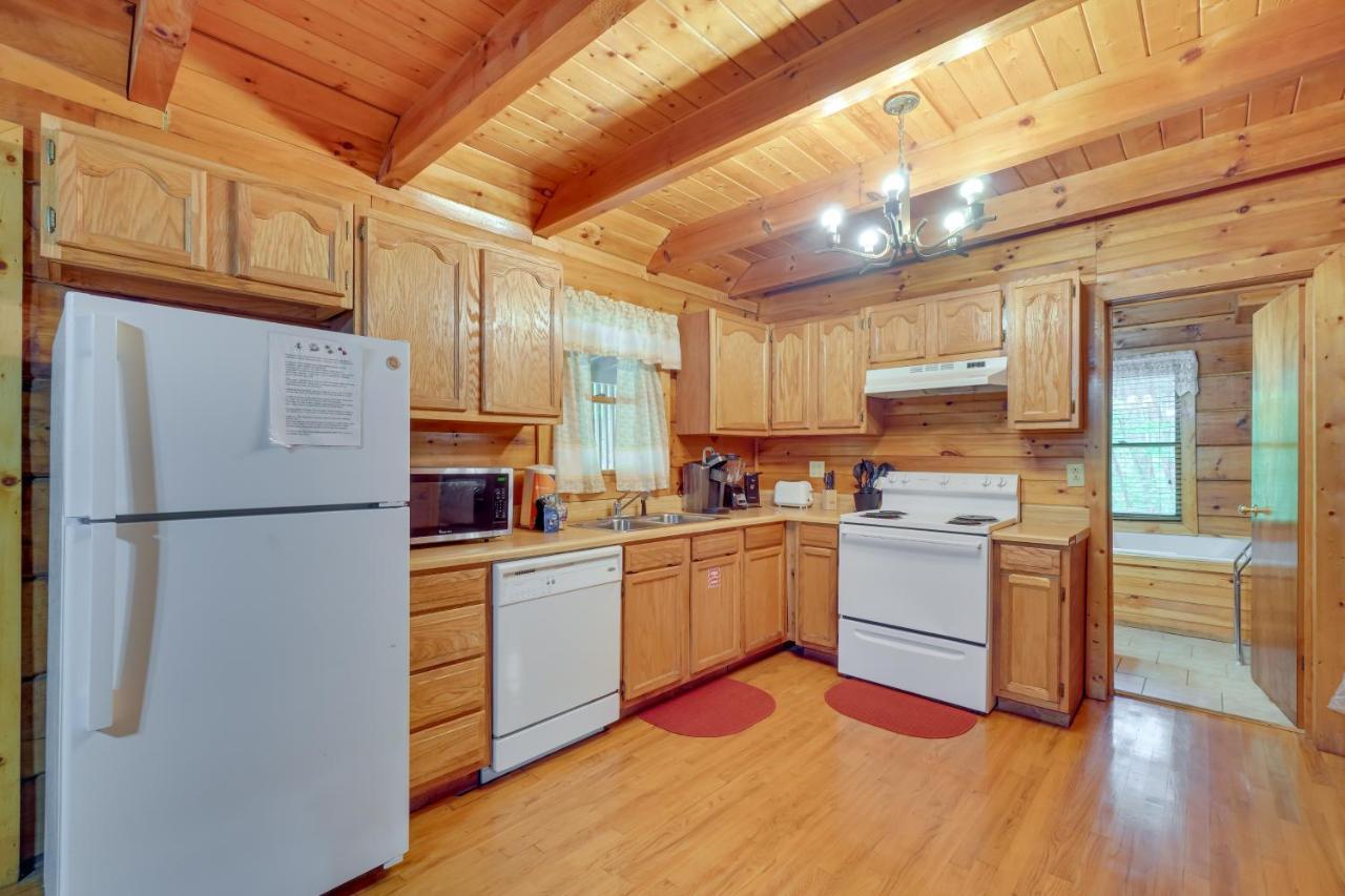 Cabin With Hot Tub About 6 Mi To Downtown Gatlinburg! Exteriér fotografie