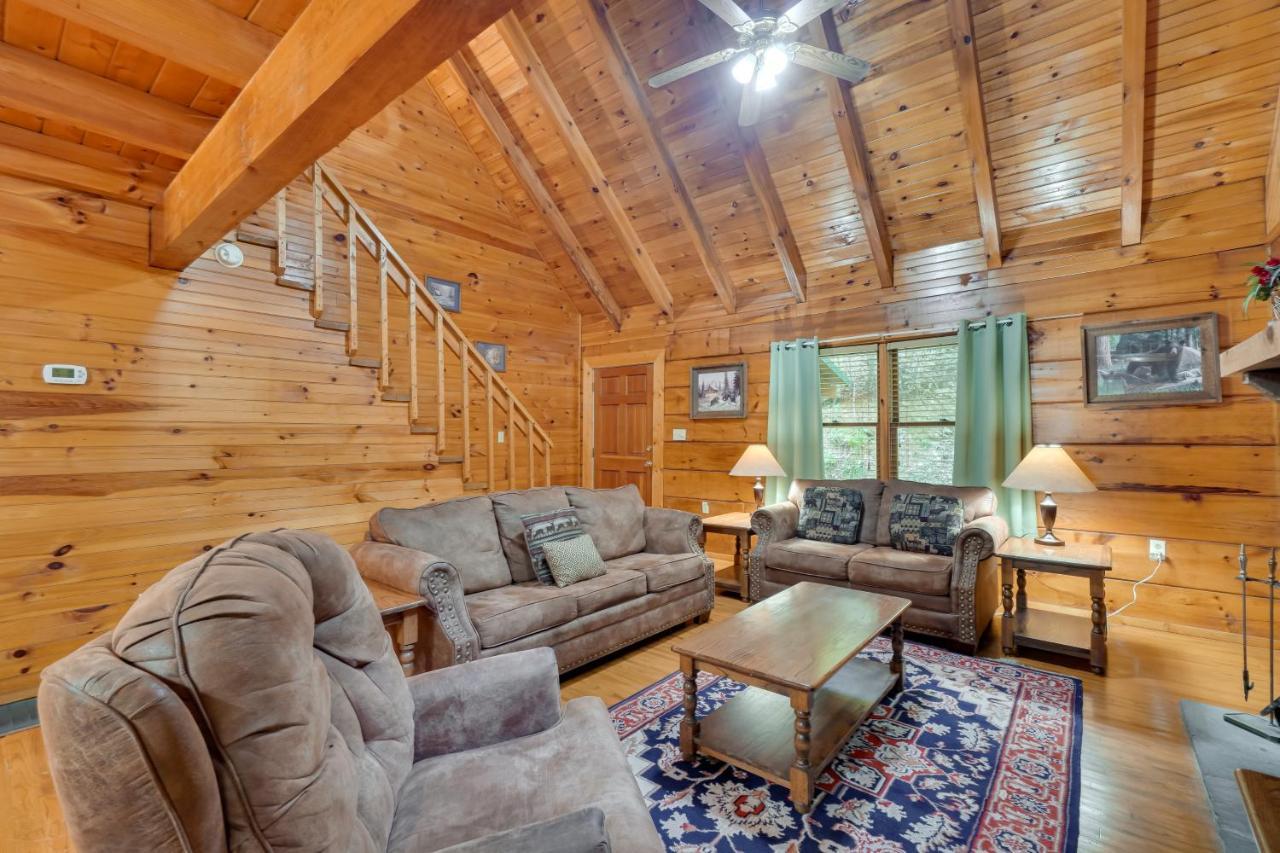 Cabin With Hot Tub About 6 Mi To Downtown Gatlinburg! Exteriér fotografie