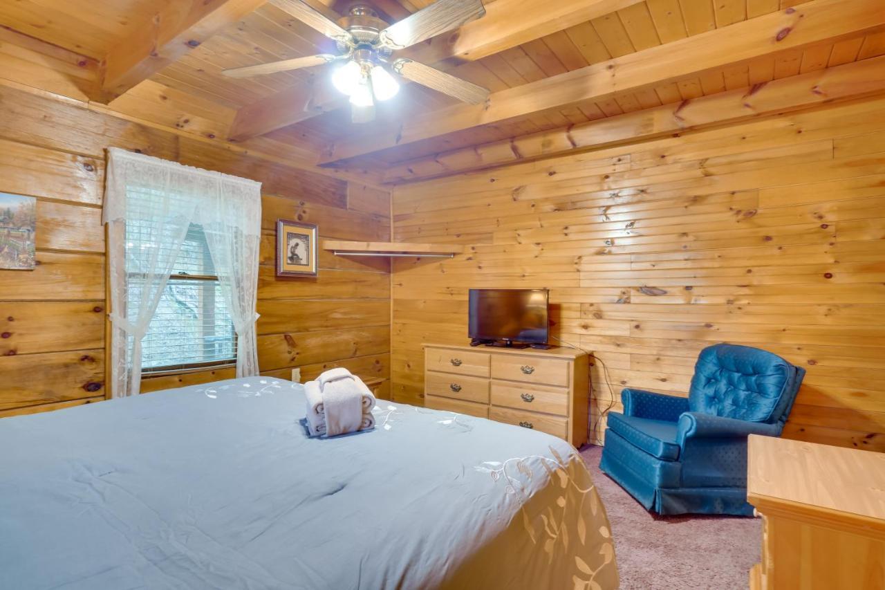 Cabin With Hot Tub About 6 Mi To Downtown Gatlinburg! Exteriér fotografie