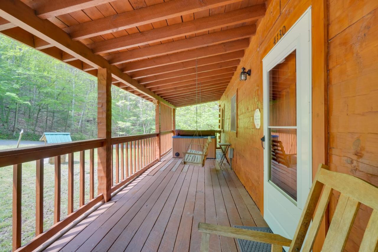 Cabin With Hot Tub About 6 Mi To Downtown Gatlinburg! Exteriér fotografie